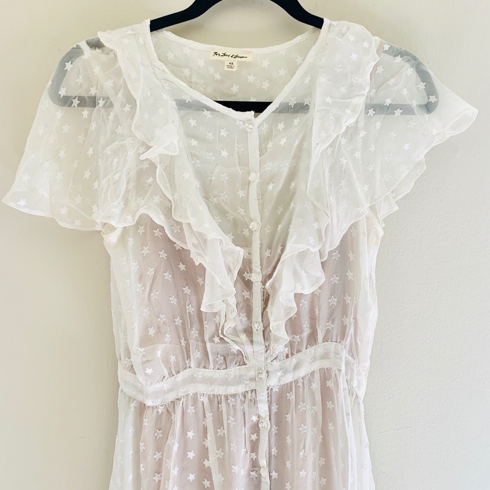 FOR LOVE AND LEMONS